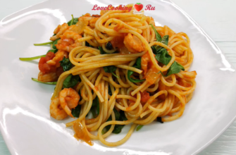 Сытное постное блюдо – итальянская паста с креветками и шпинатом
