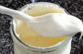 Как приготовить домашнюю сметану из магазинного молока: городской вариант
