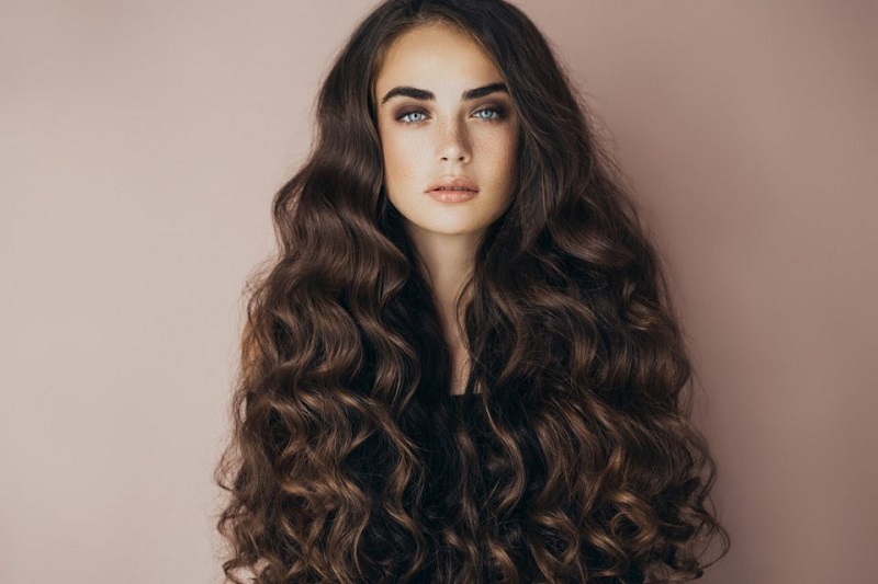 Растут как на дрожжах! 7 способов сделать волосы длиннее и гуще уже за месяц. Краше, чем после салона.