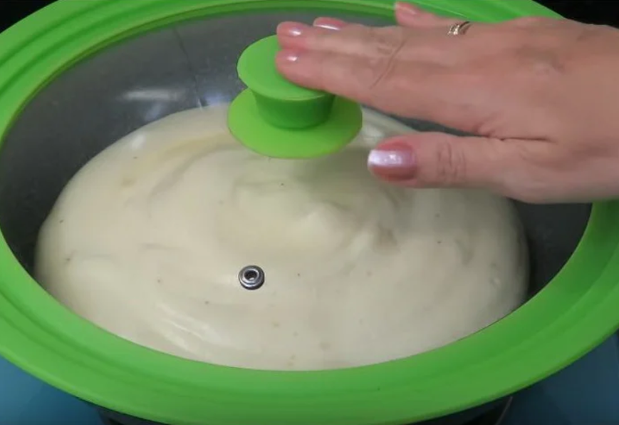 Как приготовить воздушный омлет, который не опадает в тарелке
