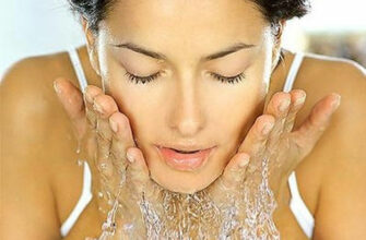 Медовая вода для умывания: предупреждаем преждевременное увядание кожи на лице и шее!