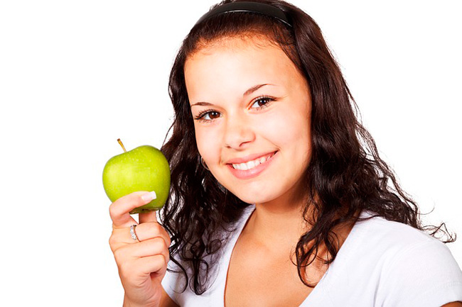 9 веских причин съедать одно яблоко в день!