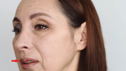 4 ошибки, когда зрелая женщина хочет скрыть возраст за макияжем. Вот почему так не работает